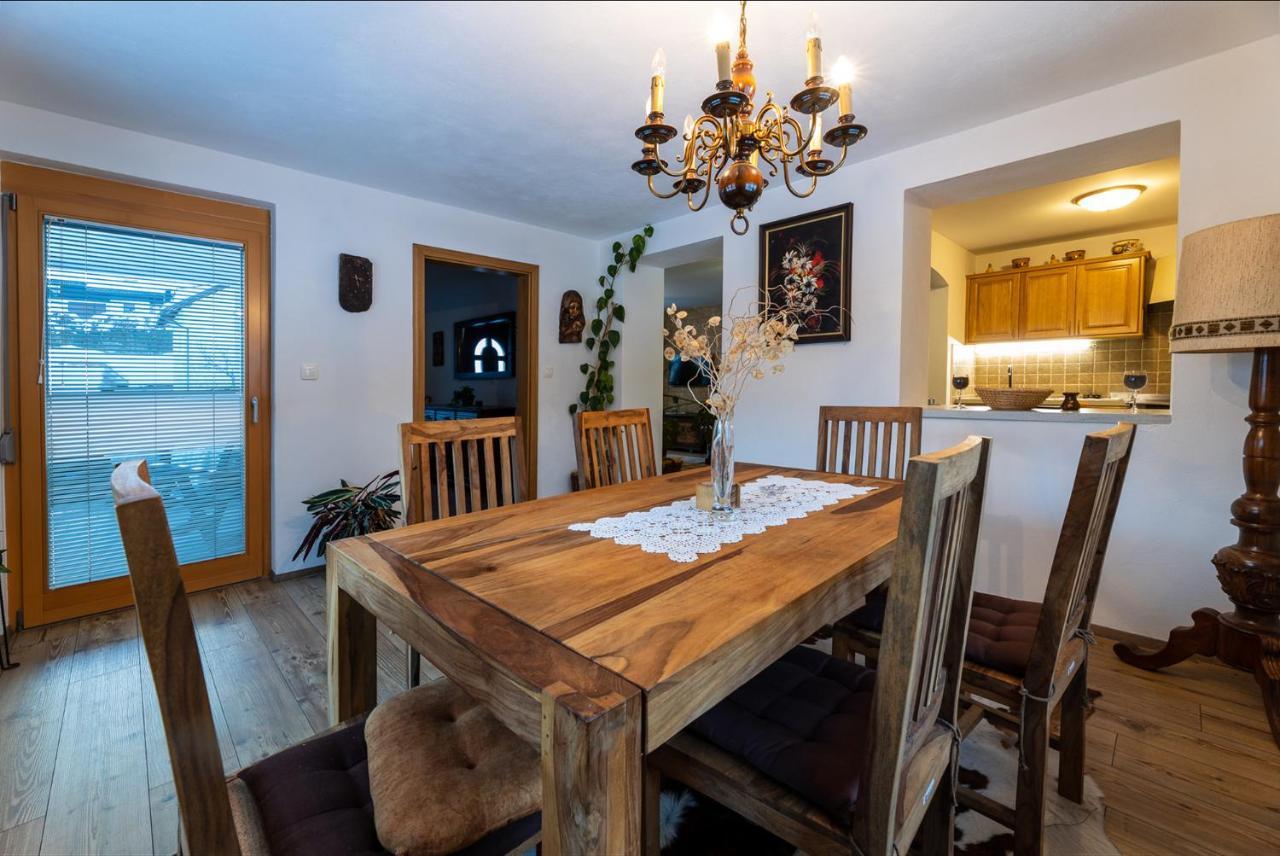 Apartma Lana Mojstrana Buitenkant foto