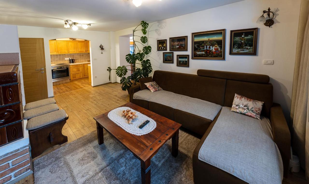 Apartma Lana Mojstrana Buitenkant foto