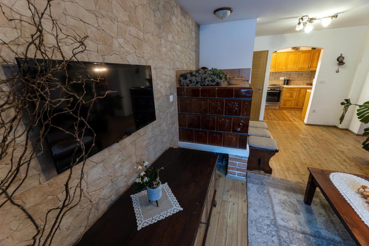 Apartma Lana Mojstrana Buitenkant foto