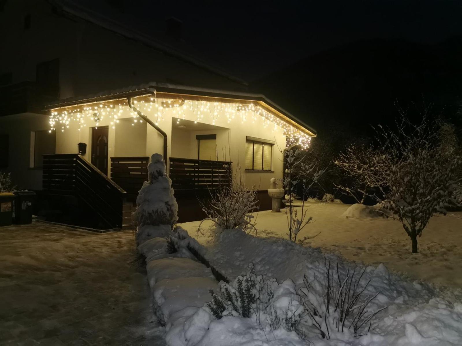 Apartma Lana Mojstrana Buitenkant foto